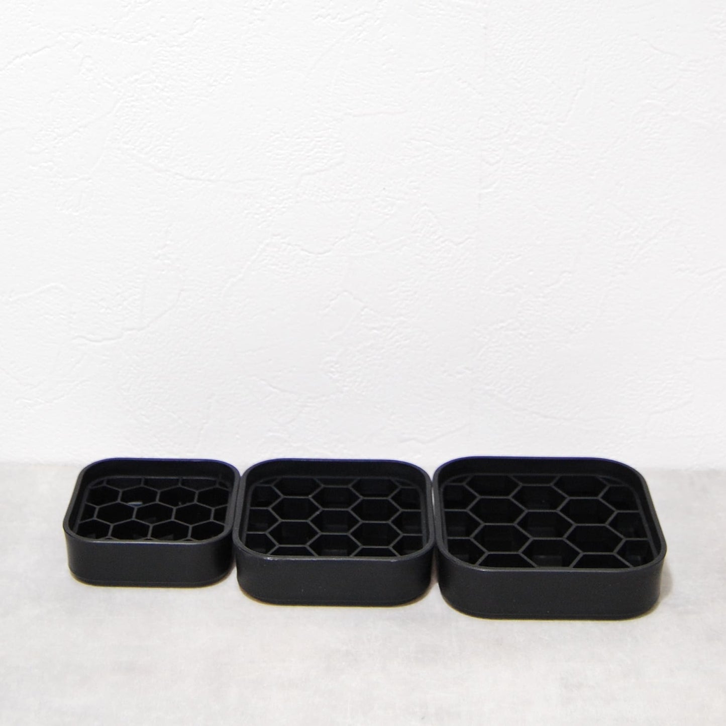 プレステラプレート 90 黒(受け皿) 日本ポリ鉢販売