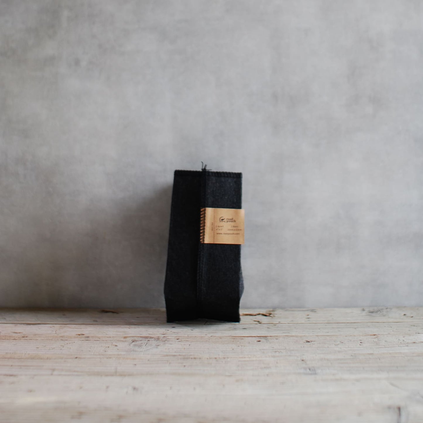 ルーツポーチ(root pouch)育苗用ポット 1QT(Thin Black Line)