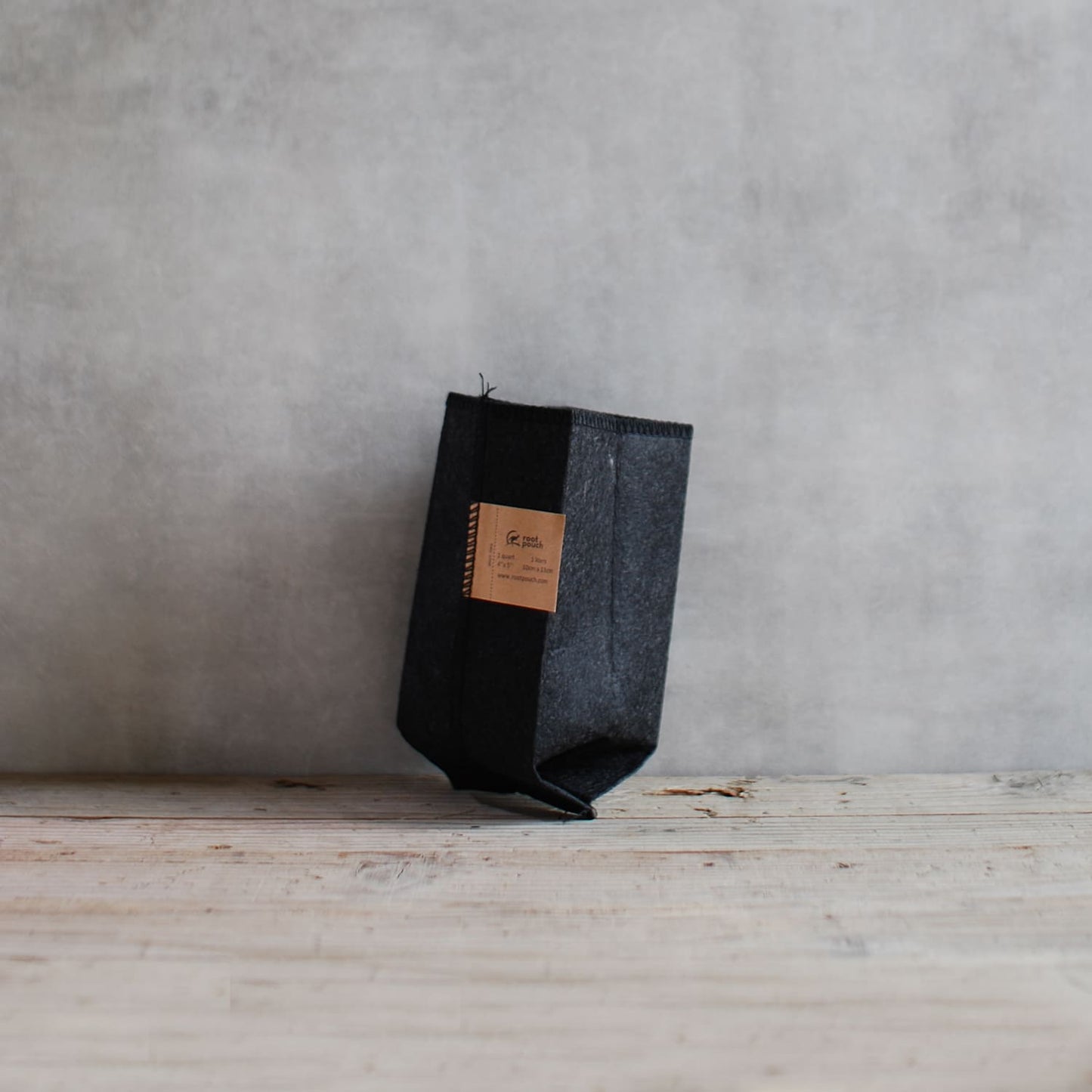 ルーツポーチ(root pouch)育苗用ポット 1QT(Thin Black Line)