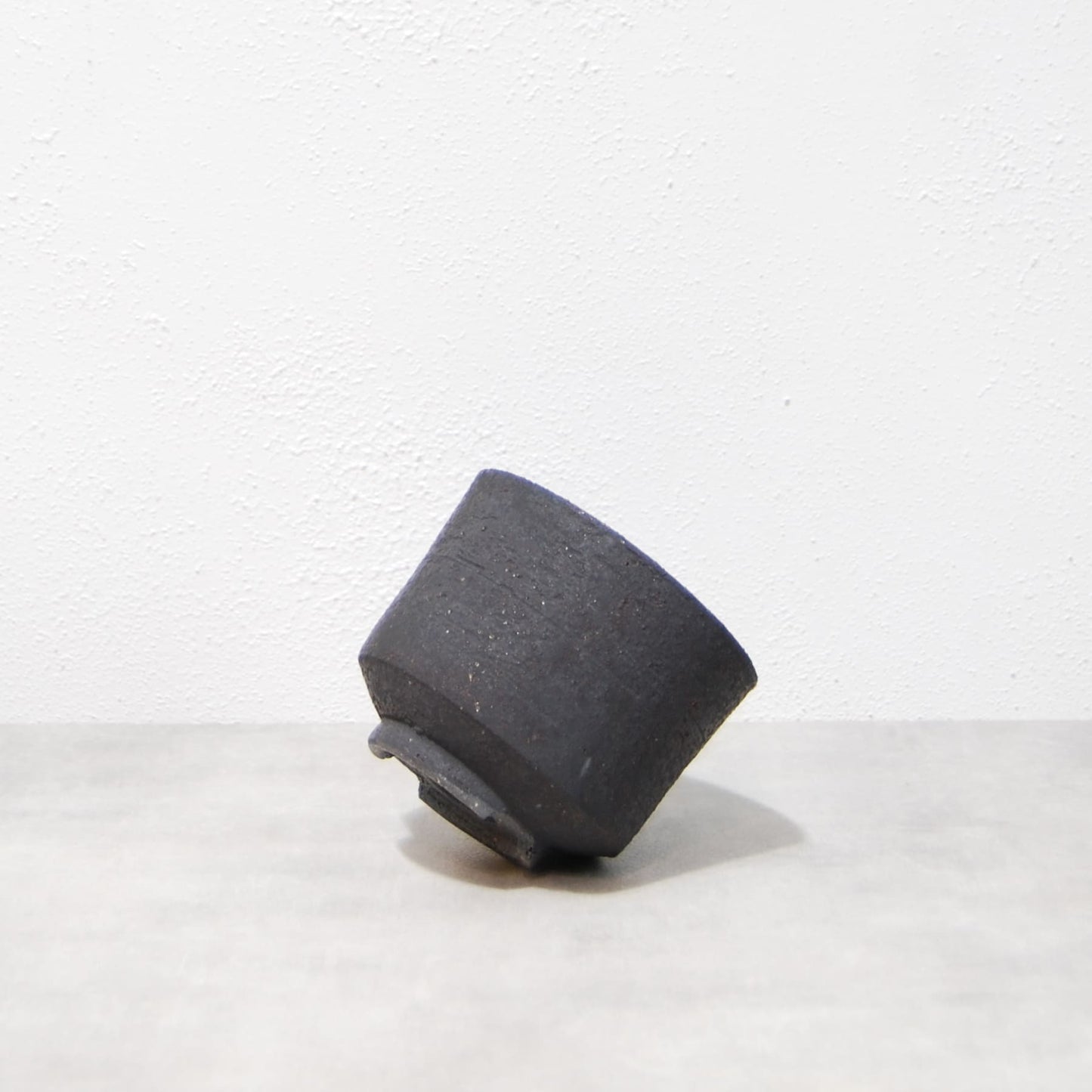 黒鉄釉 中深鉢Ｓ　かみ山陶器