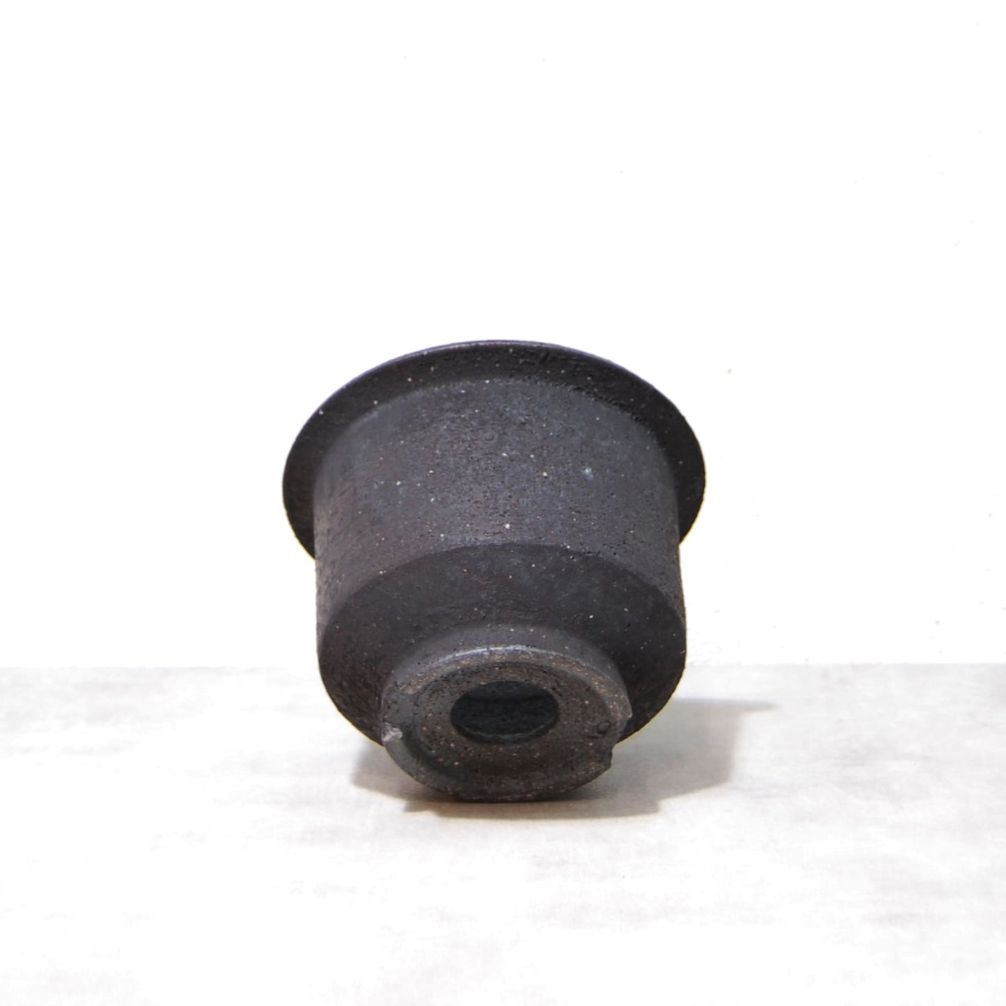 黒鉄釉 中深エン付鉢 M　かみ山陶器